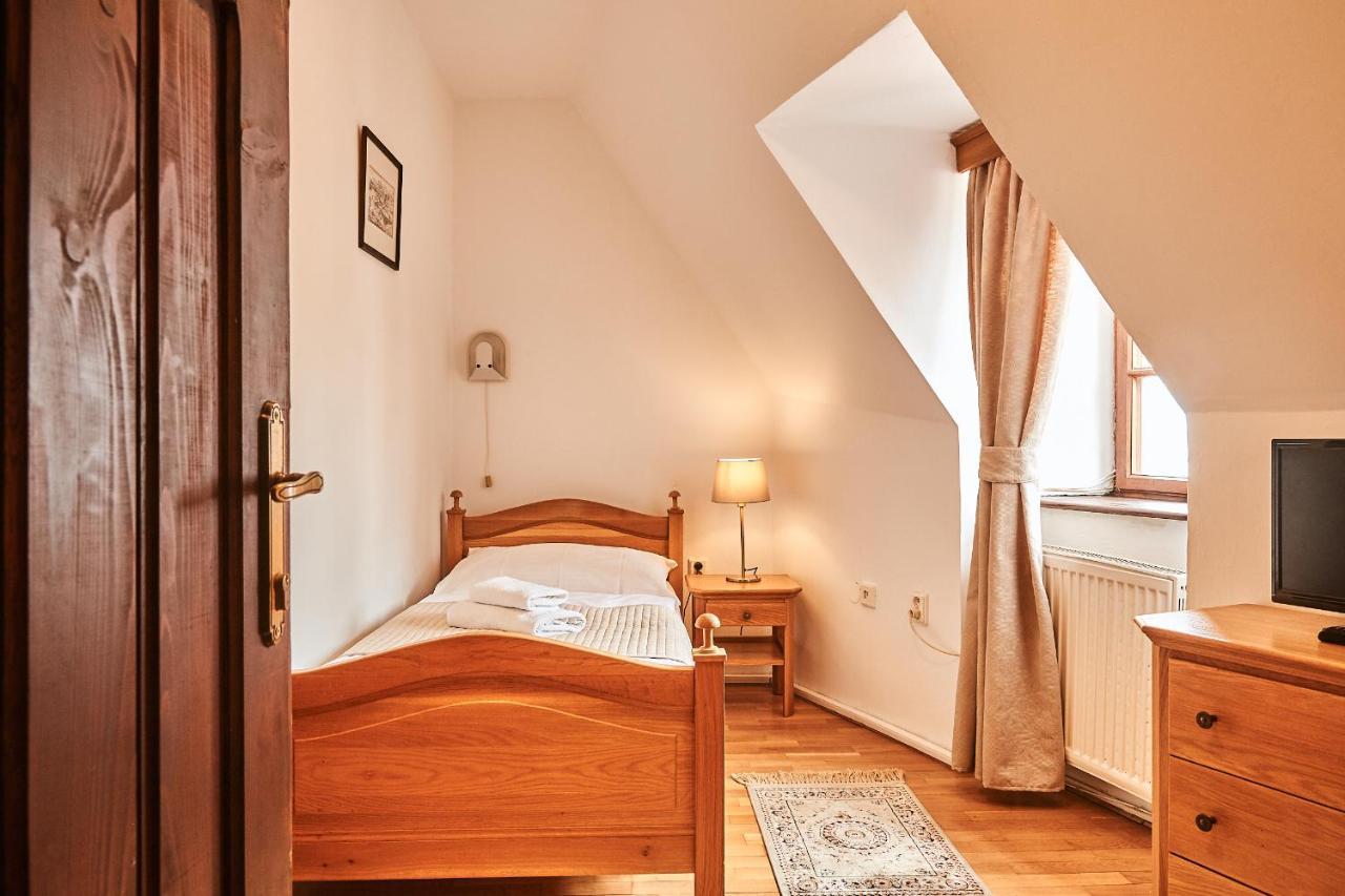Salamander Hotell Banská Štiavnica Exteriör bild