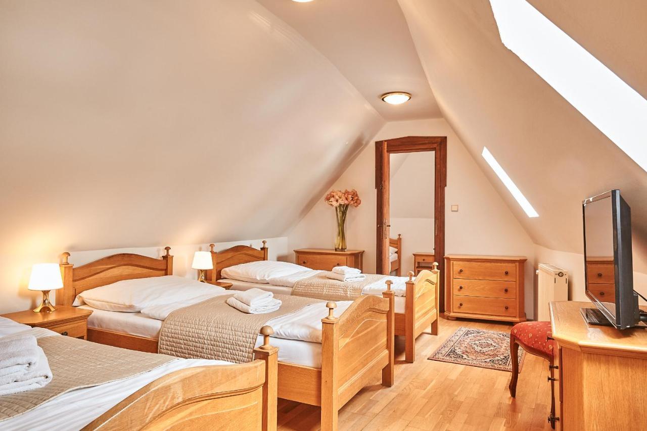 Salamander Hotell Banská Štiavnica Exteriör bild